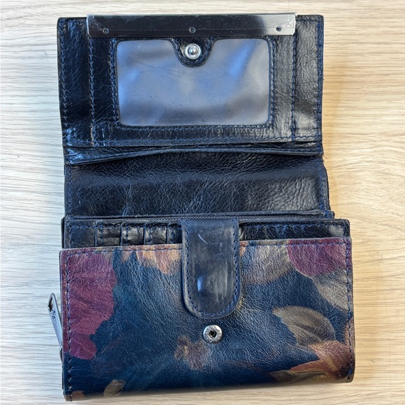 Patricia Nash Floral Leather Wallet in Rich Sienna /Purple Tones NWOB - Picture 4 of 12